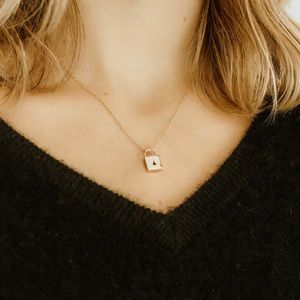 NWT Nashelle Harlow necklace locket in white gold plated